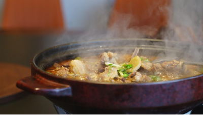 藏不住了！荆州八岭山油菜花海进入盛花期！