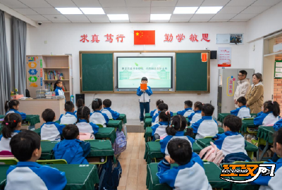 世界读书日丨荆州市图书馆携手沙北实验学校共建图书角