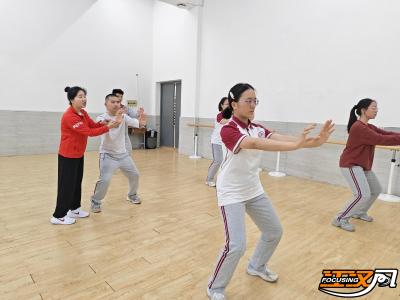 武术进课堂  把传统文化“打”进青春里