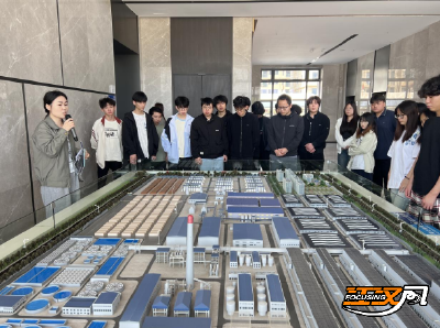 石首籍学子返乡观摩重点企业 共绘家乡发展蓝图