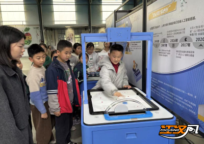 “中国流动科技馆”巡展活动走进监利市