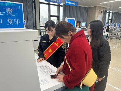 干部素质提升年 | 石首：“实践课堂”搬到政务窗口  青年人才一线墩苗强本领