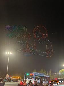 清明假期荆州古城夜秀惊艳上演 传统与科技点亮千年风华