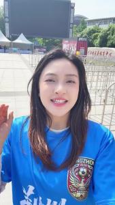 恭喜荆门队夺得首胜！期待荆门的好运球带来荆州的胜利！荆荆携手，再创佳绩！