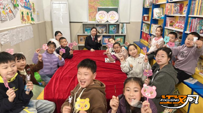 【办实事 在行动】江陵法院青年干警假期普法进书店