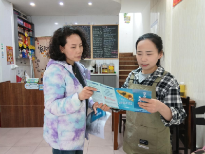 沙市区中山街道文化宫社区开展“春季护渔”专项宣传活动