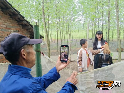 石首市久合垸乡：青春扎根乡村 “村播”助农暖乡邻