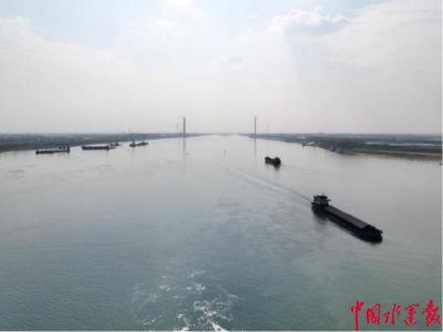 向碍航“顽疾”亮剑 ——长江荆州航道处圆满完成三处碍航隐患清除任务