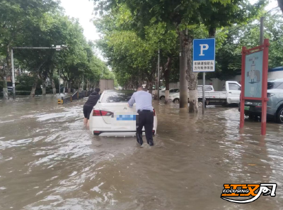 迎战强降雨丨暴雨来袭显担当 荆州经开区公安全力守护群众平安