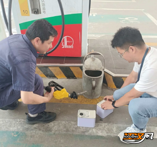 荆州区市场监督管理局开展油销企业专项油品抽样检测                  