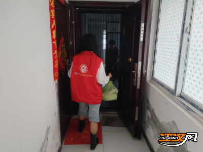 迎战强降雨 | 暴雨积水挡不住温情  荆州经开区联合街道党员干部暖心守护群众