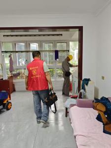 【办实事 在行动】纪南文旅区纪南镇：携手同心共建家园  枣林苑物业免费上门修家电