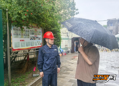 国网荆州供电公司：暴雨过后保供电 护航开学平安行