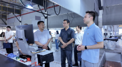 省市场监管局指导荆州“守护儿童安全 远离产品伤害—儿童用品安全行”主题宣传活动