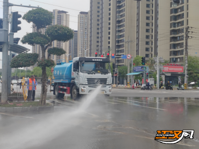 迎战强降雨 | 水退人进 荆州市城管系统迅速开展雨后清理行动