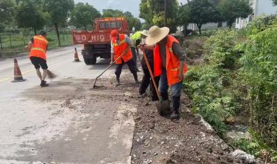 荆州市交通运输局全力迎战强降雨天气