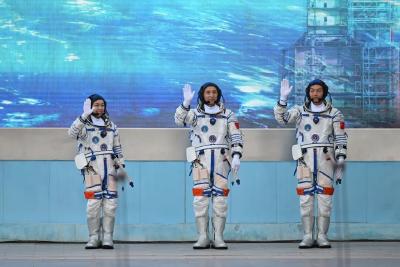 神舟二十三号乘组，领命出征