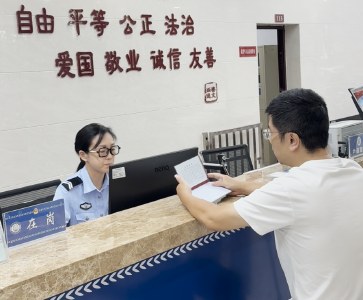 护航中高考 | 荆州公安开启中高考考生身份证办理绿色通道 
