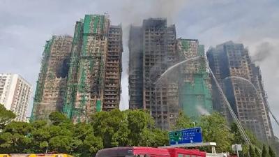 香港宏福苑大火后续：警方与廉政公署起诉7人及2家公司，共涉25项控罪，包括误杀、串谋诈骗、洗黑钱、企图妨碍司法公正以及逃税