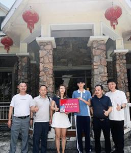 15岁登顶珠峰少年李子轩，回荆州啦！