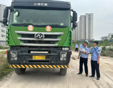 荆州市中心城区启动今年首场建筑垃圾集中整治联合专项检查