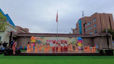 “楚韵非遗，巧稚匠心” 荆州经开区滩桥镇中心幼儿园举办“六一”文艺汇演
