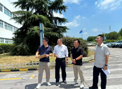 竞速“巴威”，护企安然——荆州经开区经发局指导企业迎战台风“巴威”一线纪实 