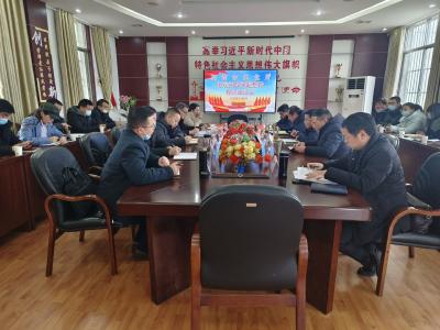 市教育局召开江北片区教师座谈会