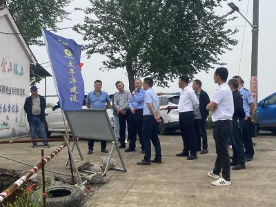 市领导到上津湖渔场开展河湖长巡查