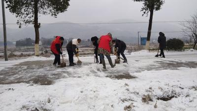 迎雨雪、战冰冻，石首各地各部门全力应对极端天气