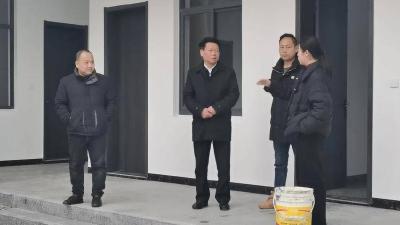 石首市领导到农投公司中湖渔场开展河湖长制巡查工作