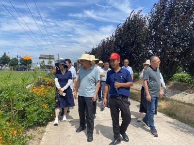 农业农村部调研石首市乡村人才队伍建设工作