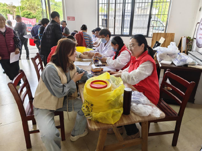 石首市东升镇卫生院开展“健康下乡送温暖 文明实践暖人心”志愿服务活动