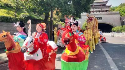 非遗巡游闹“五一” 传统文化焕新彩