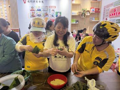 浓情端午 “粽”在分享——石首市总工会驿站开展暖心慰问与普法活动