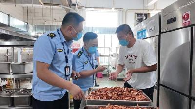 石首市市场监管局：严查食安隐患 护航高考平安