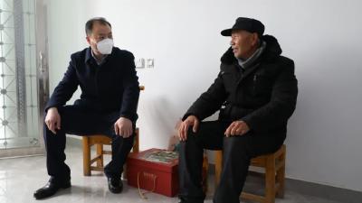 全运宝走访慰问困难职工、省级劳模和优秀人才 