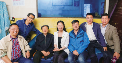 英雄从未远去——追记我们与老英雄张富清的故事