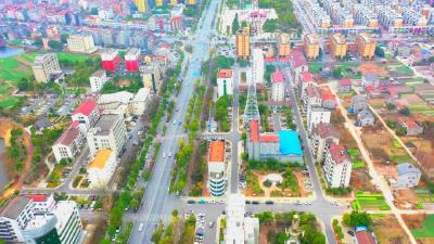 路边摊，无可比拟的烟火气！听听摊主、城管和居民的声音