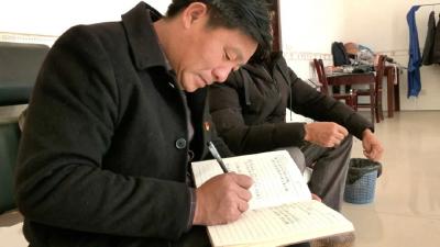 严伟：从群众中来 到群众中去