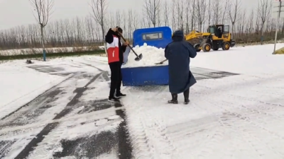 积极防范雨雪冰冻灾害丨江陵：迎“寒”而上战冰雪 齐心协力保平安