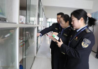 严把春耕“第一关”！江陵县开展农资打假专项治理行动