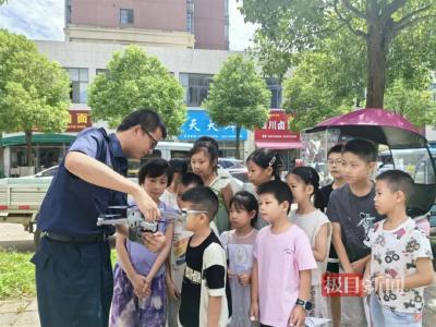 江陵：乡村娃娃的快乐暑假