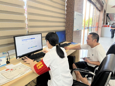 优化营商环境丨江陵县政务服务中心：线上线下“帮代办”，共筑便民服务新篇章