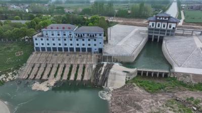 江陵：精准调度水资源 开闸引水助春灌