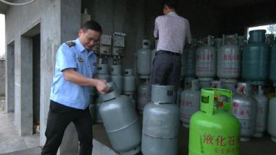 江陵：把好燃气计量关 守护群众“放心气”