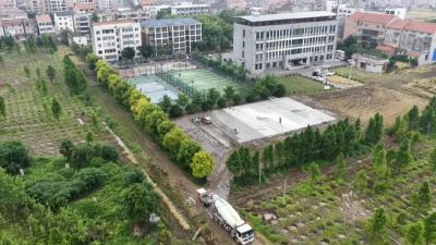 清凉一夏！秦市乡公益游泳馆加速建设，本月底完工