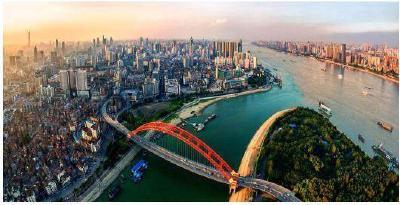 全省市厅级主要领导干部专题培训班举行专题交流
