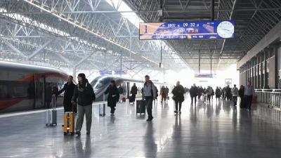 宜昌东站元旦假期扩充运力升级服务保障旅客出行