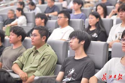 弘扬三大精神 奋力建成支点｜挺膺担当，在支点建设中贡献青春力量  
